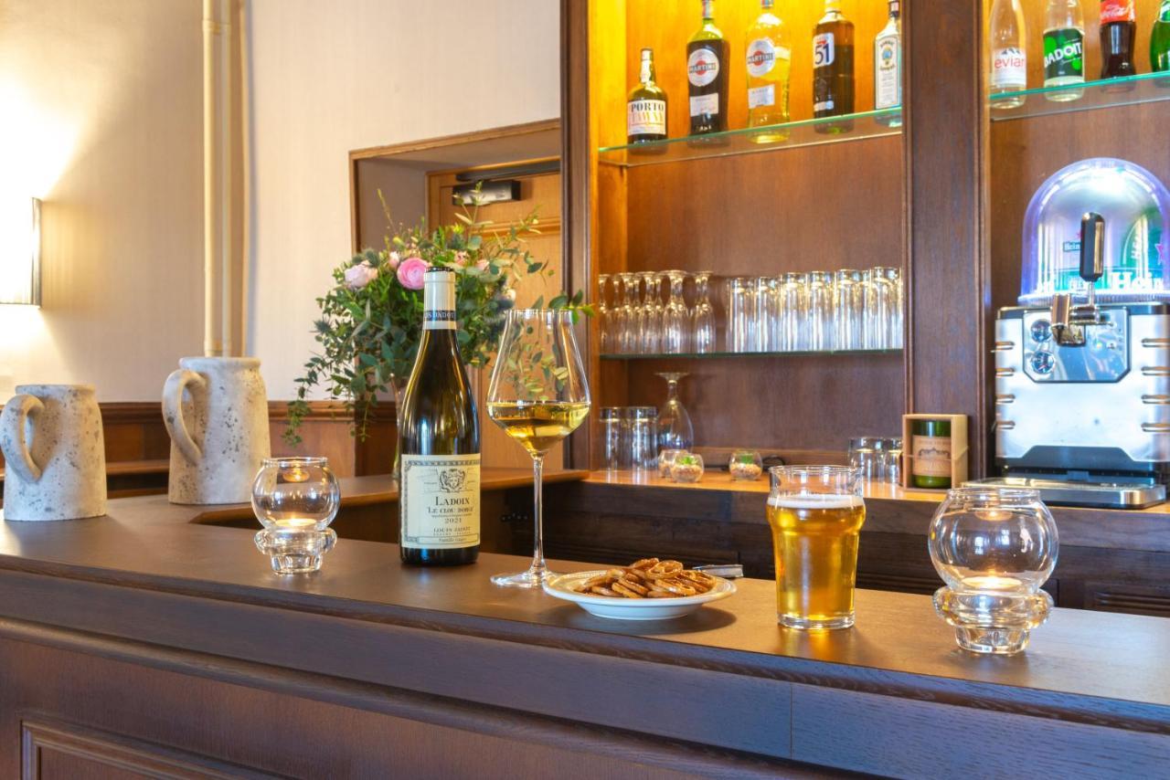 Hotel De La Cloche 3*