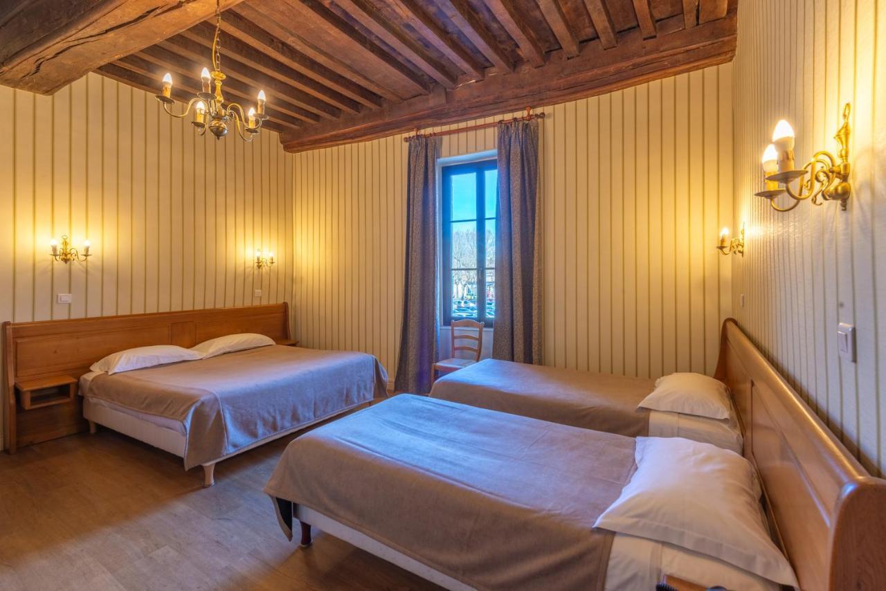 Hotel De La Cloche 3*