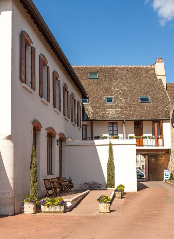 Hotel De La Cloche